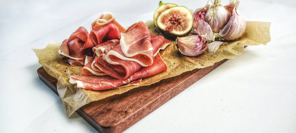 外国人吃中国美食是这样的！ - 聘外网