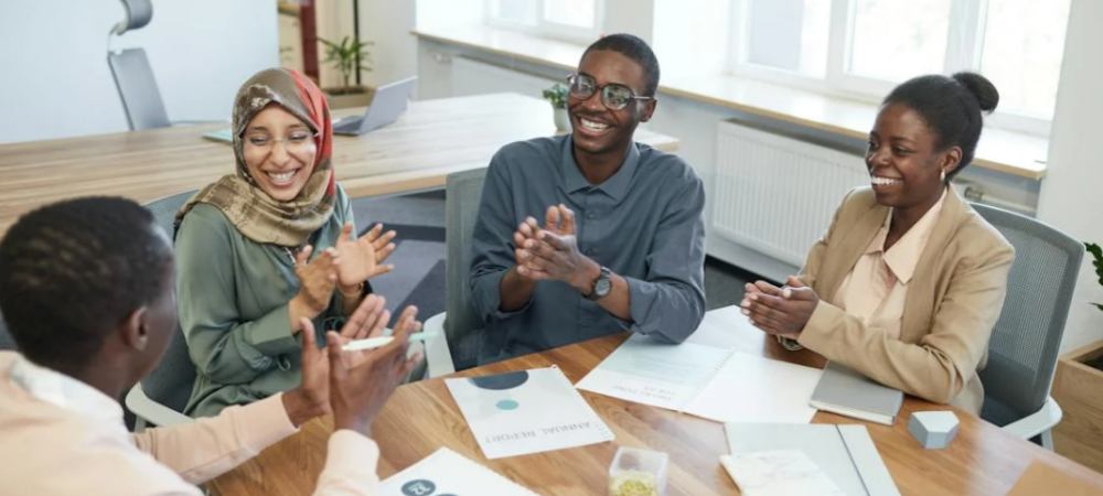 揭秘招聘外籍教师中面试官的关键作用 - 聘外网