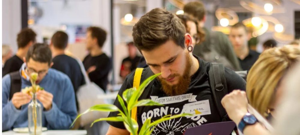 哪种国外英语教学资格证书认证最具价值？ - 聘外网