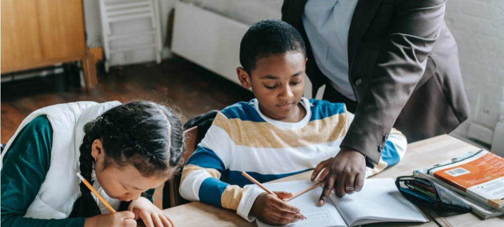 外国人来华就业有这几步需要走！ - 聘外网