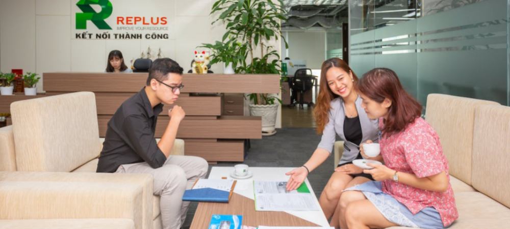 为什么那么多外教来中国求职？ - 聘外网