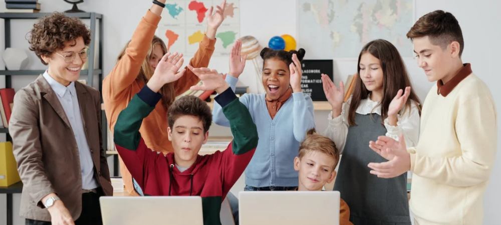 学校要怎么做才能得到优质外教的推荐？ - 聘外网