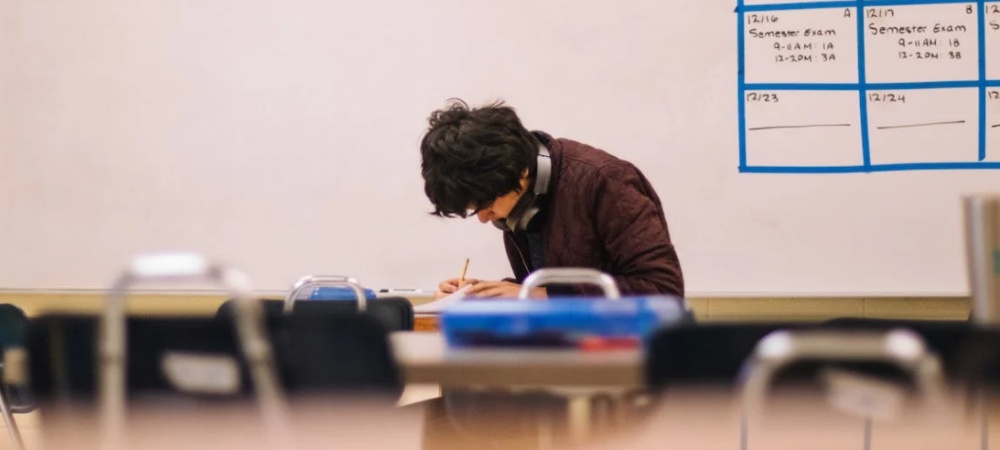 中国外籍教师薪资现状：工资和待遇都非常高 - 聘外网