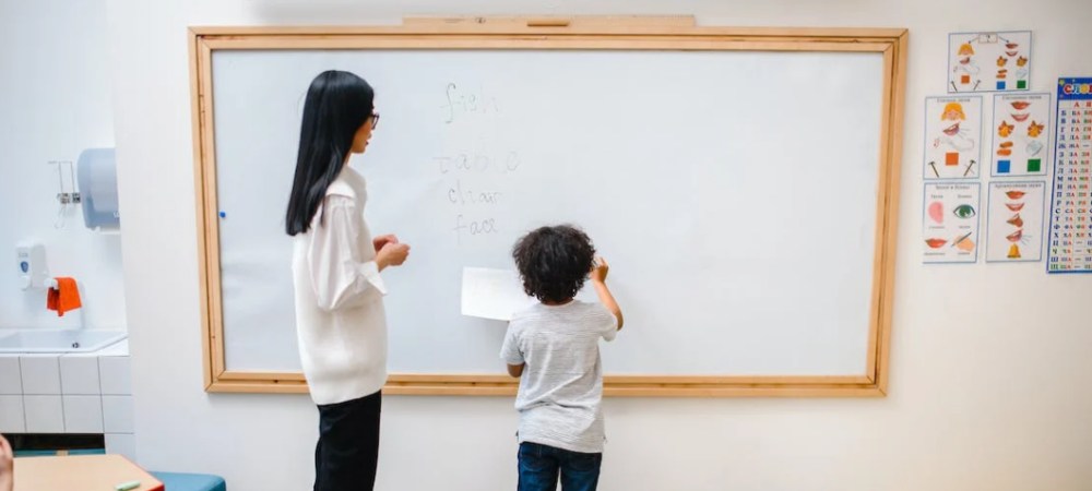 在华外教获得绿卡在求职上会不会更有优势？ - 聘外网