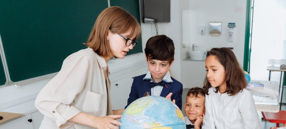 疫情下的外教招聘：如何确保教育质量不滑坡 - 聘外网