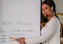 外教在线教口语，英语轻松拿捏！