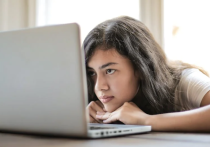 外教招聘渠道深度调研：自主招聘、中介合作与学校直聘成本分析