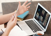 外教招聘途径对比：海外高校合作、猎头服务与社交媒体引流