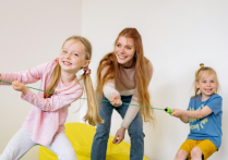 幼儿园聘请外教的原因是什么？