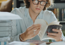 外教录用合同的重要性