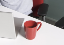 外教招聘中背景调查的关键作用